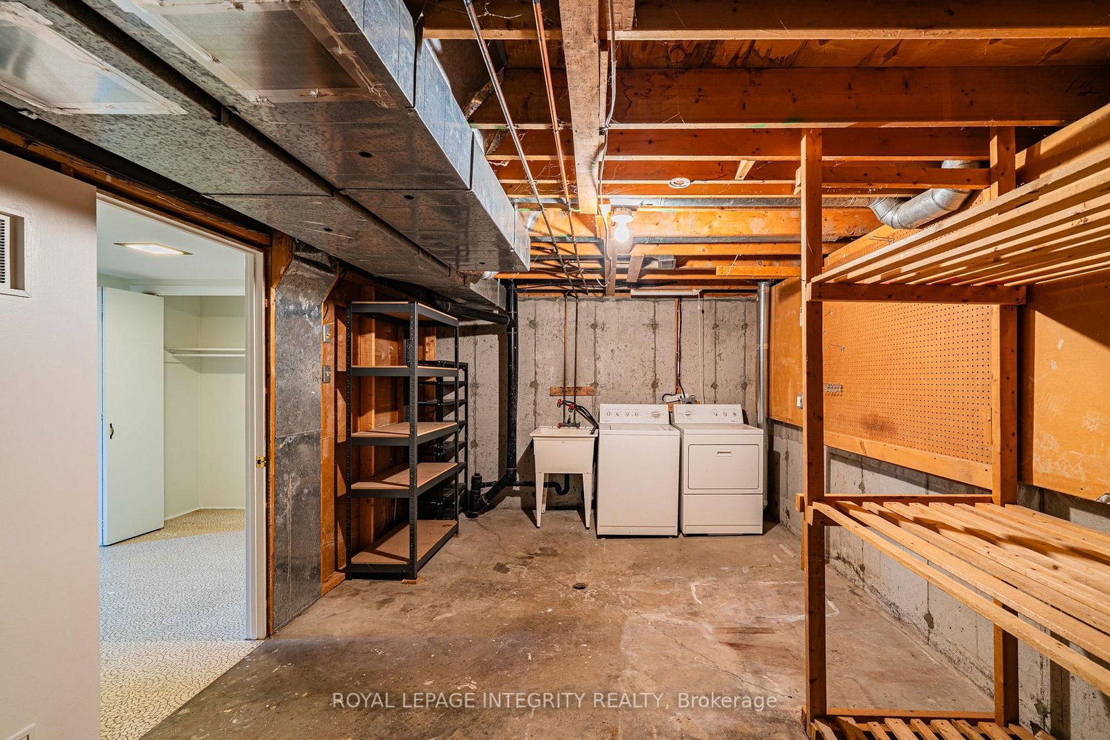 32C Benlea Drive • Ottawa, ON photo 22