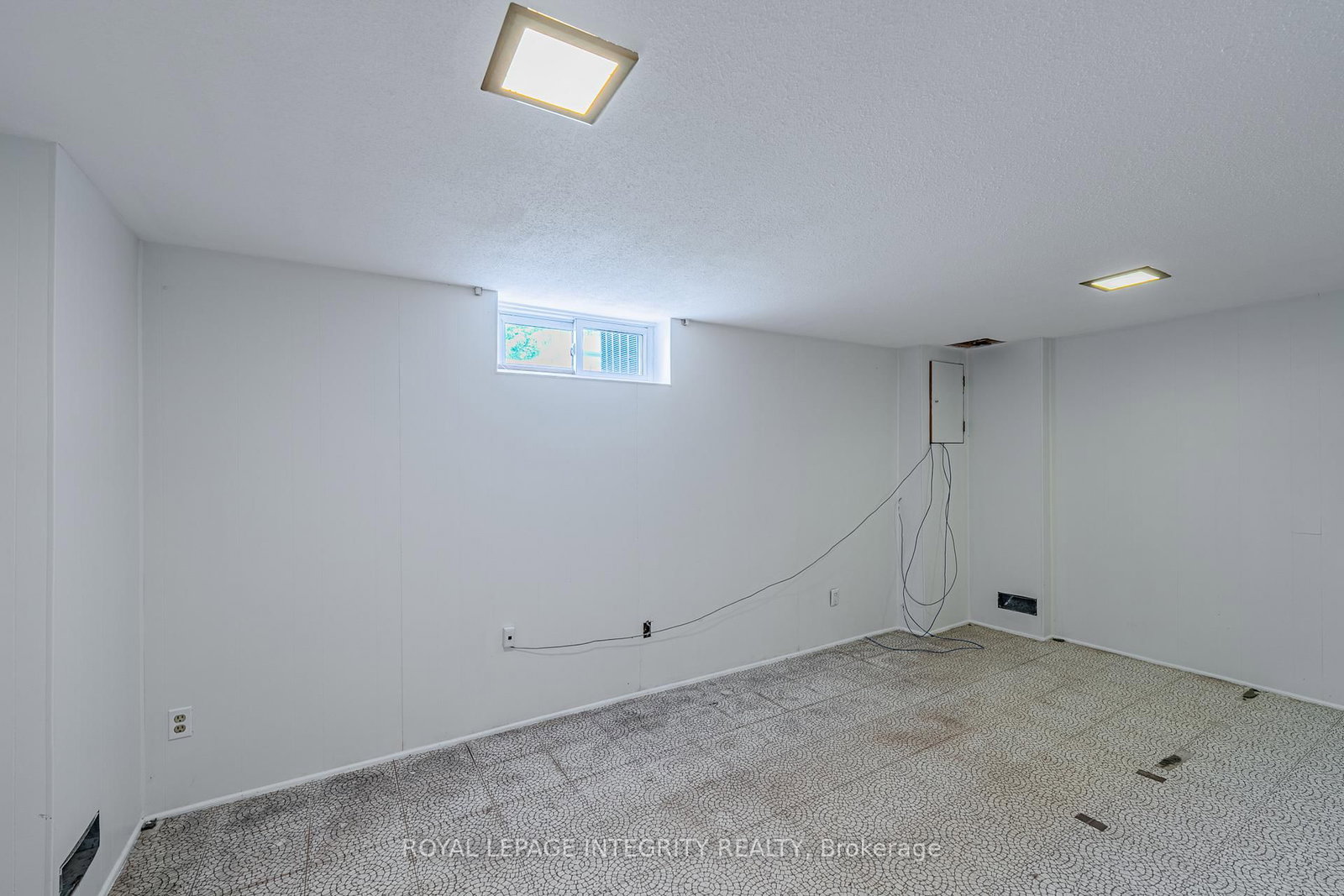 32C Benlea Drive • Ottawa, ON photo 25