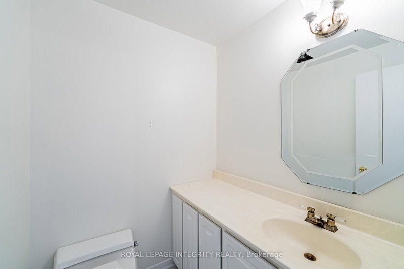 32C Benlea Drive