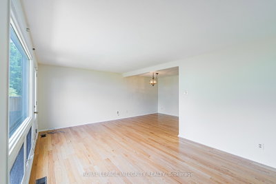 32C Benlea Drive • Ottawa, ON photo 9