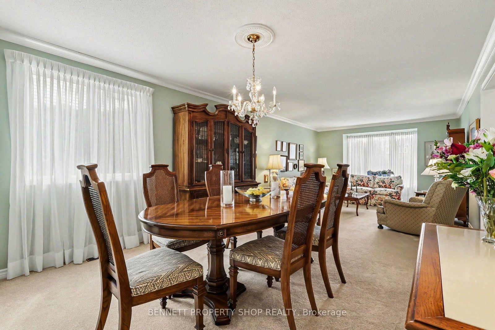 44 Farm Gate Crescent • Ottawa, ON photo 8