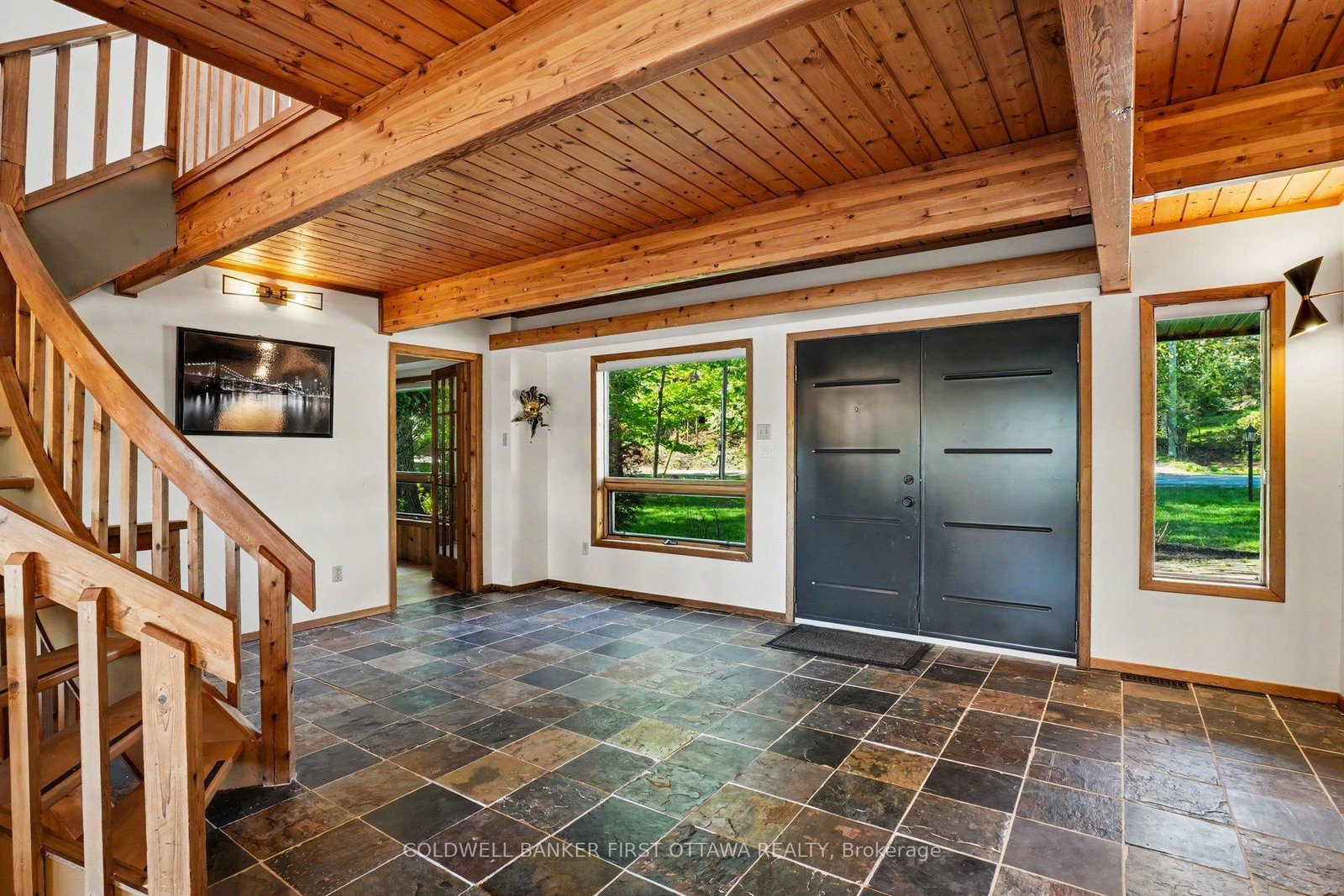 3842 Armitage Avenue • Ottawa, ON photo 12