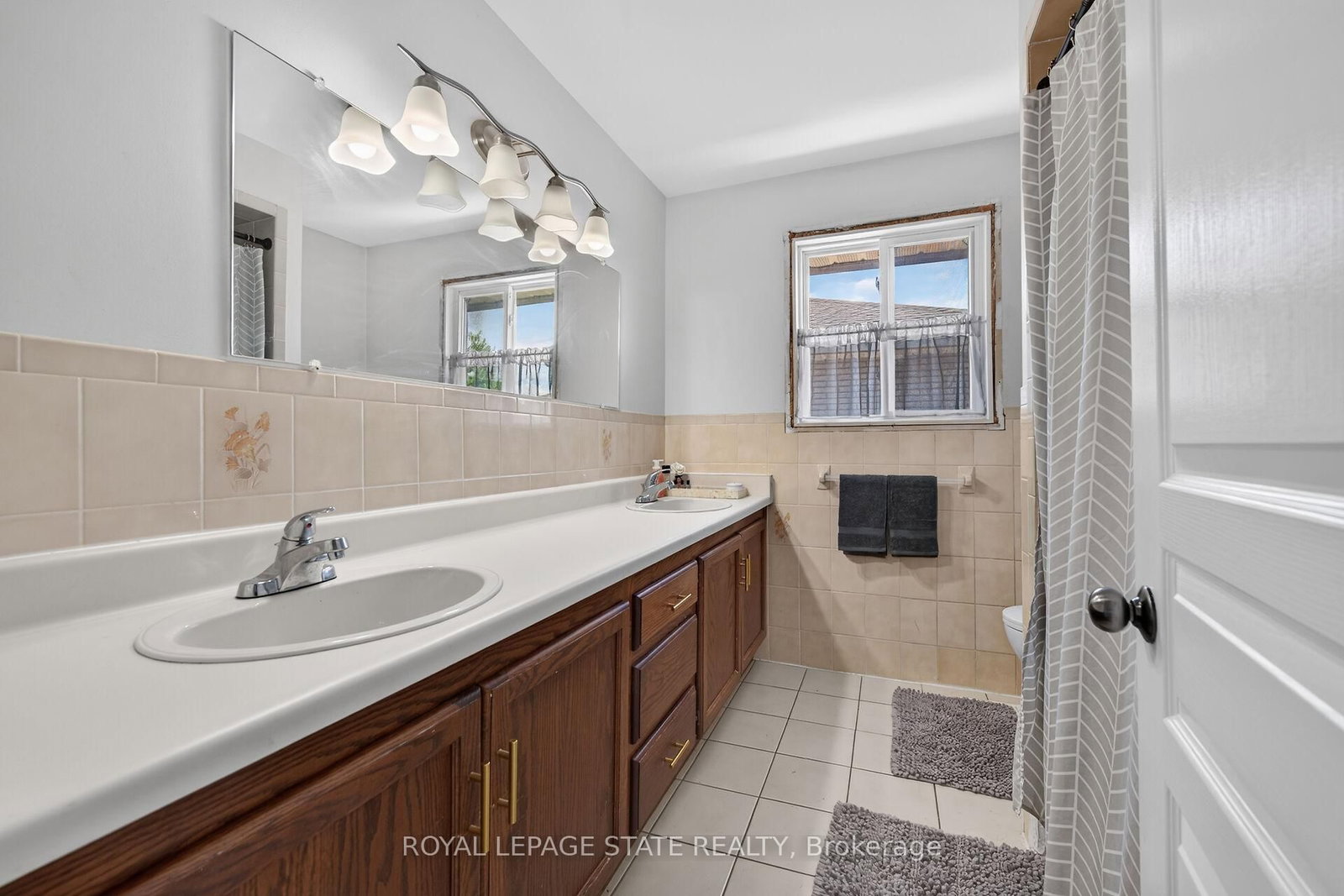 15 Ellen Avenue • Hamilton, ON photo 35