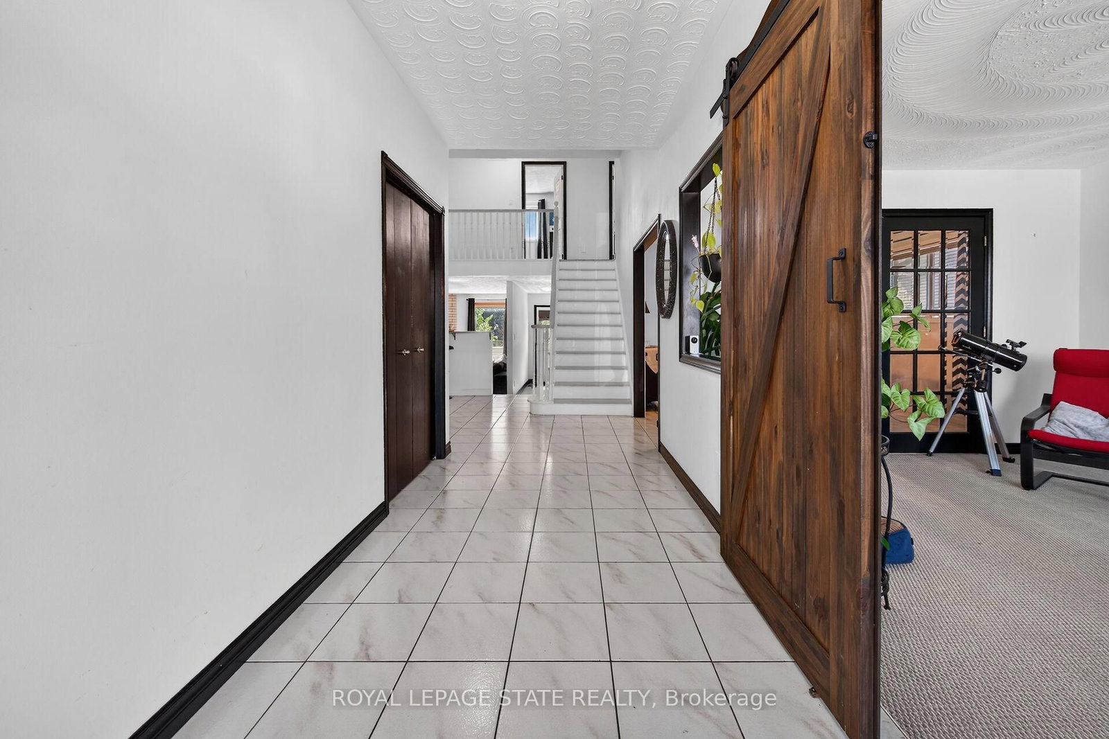 15 Ellen Avenue • Hamilton, ON photo 5
