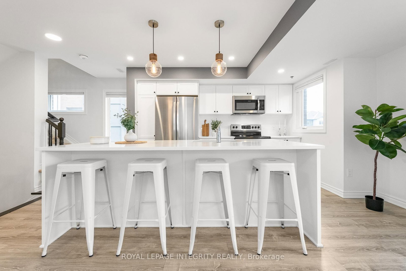541 Takamose Private • #138 • Ottawa, ON photo 11