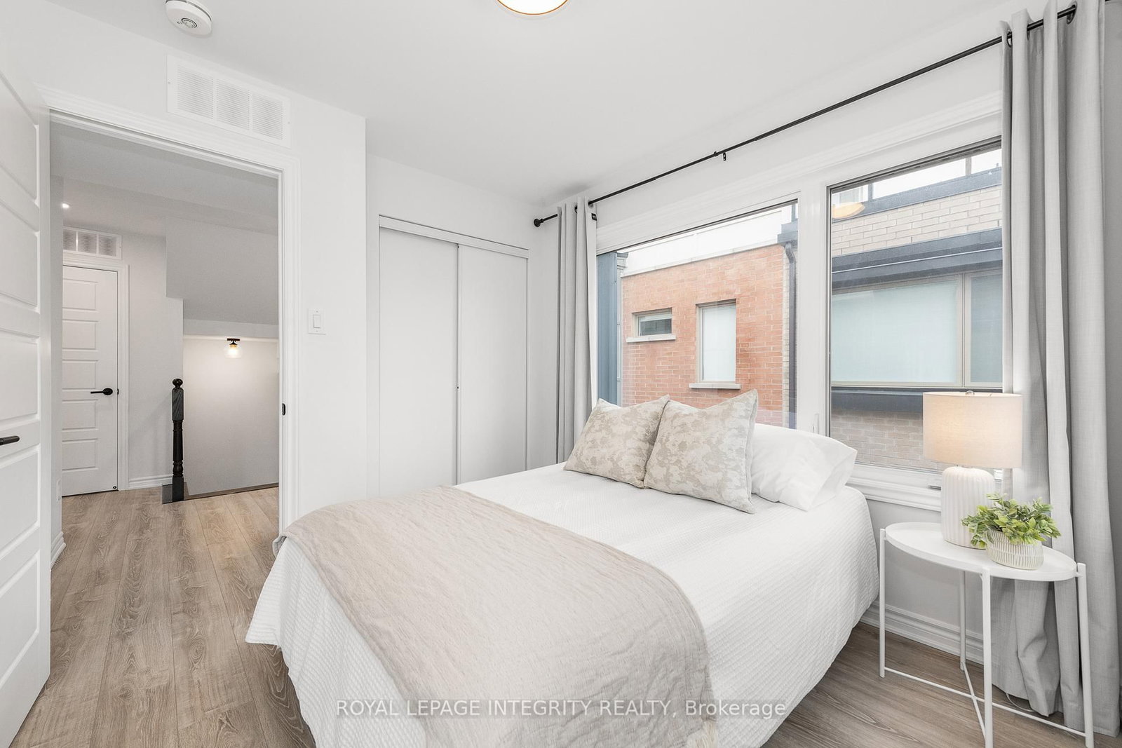 541 Takamose Private • #138 • Ottawa, ON photo 19