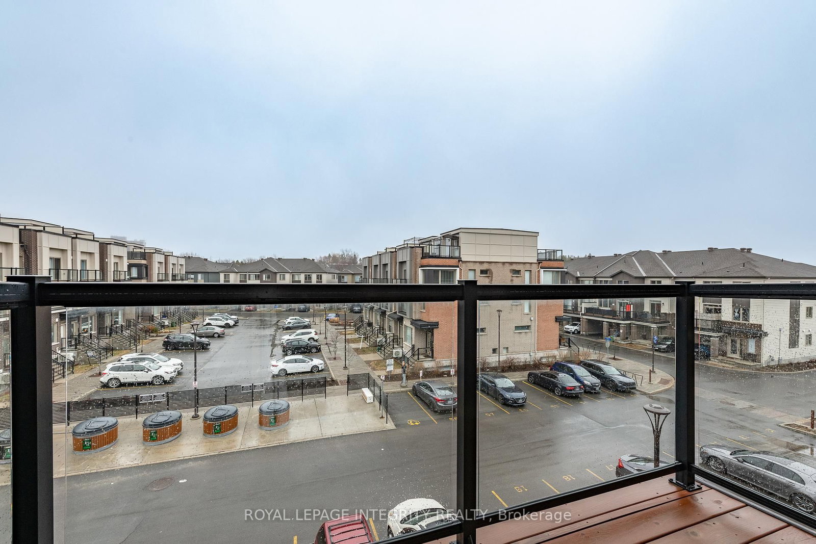 541 Takamose Private • #138 • Ottawa, ON photo 27