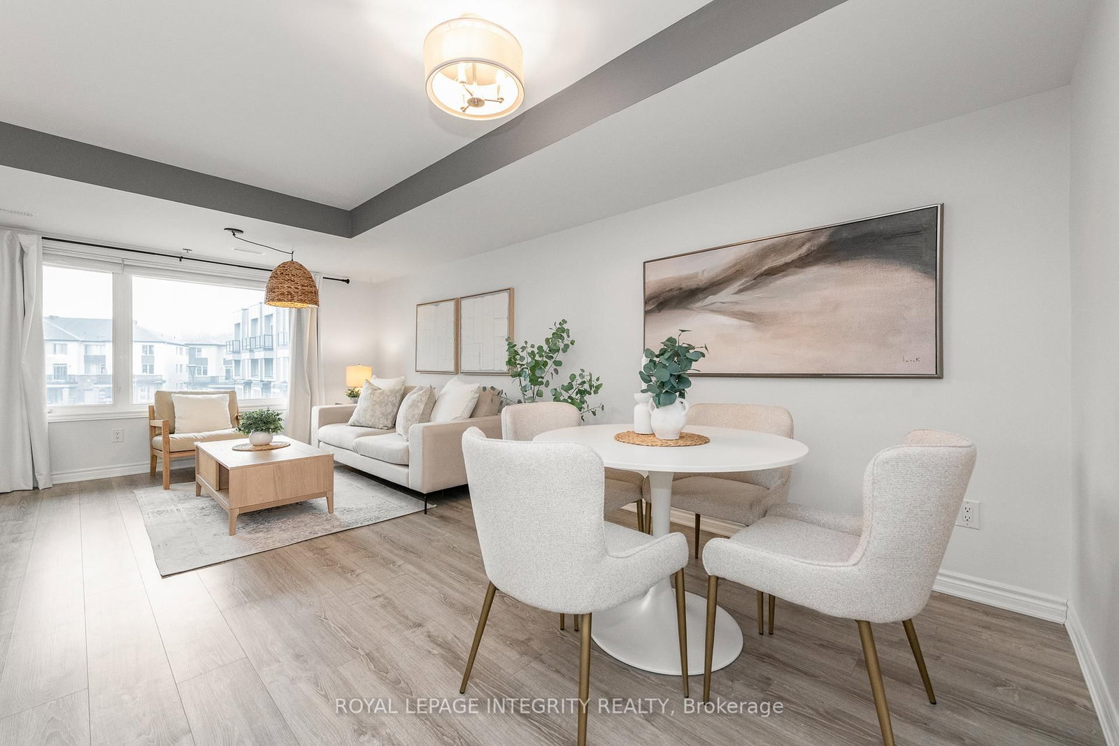 541 Takamose Private • #138 • Ottawa, ON photo 5