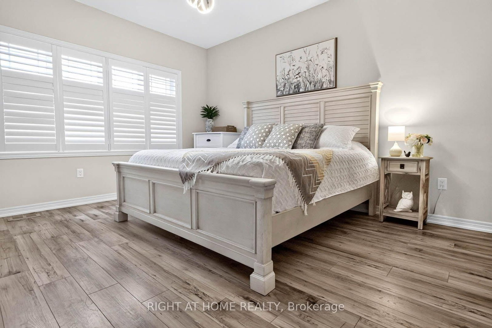 16 Rolling Lane • Hamilton, ON photo 19