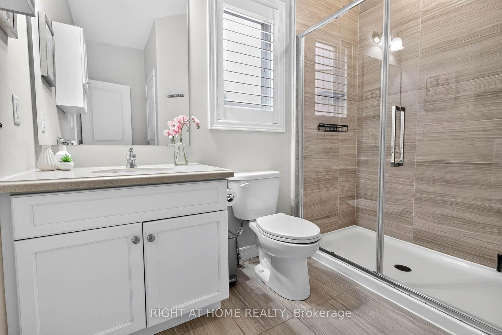 16 Rolling Lane • Hamilton, ON photo 20