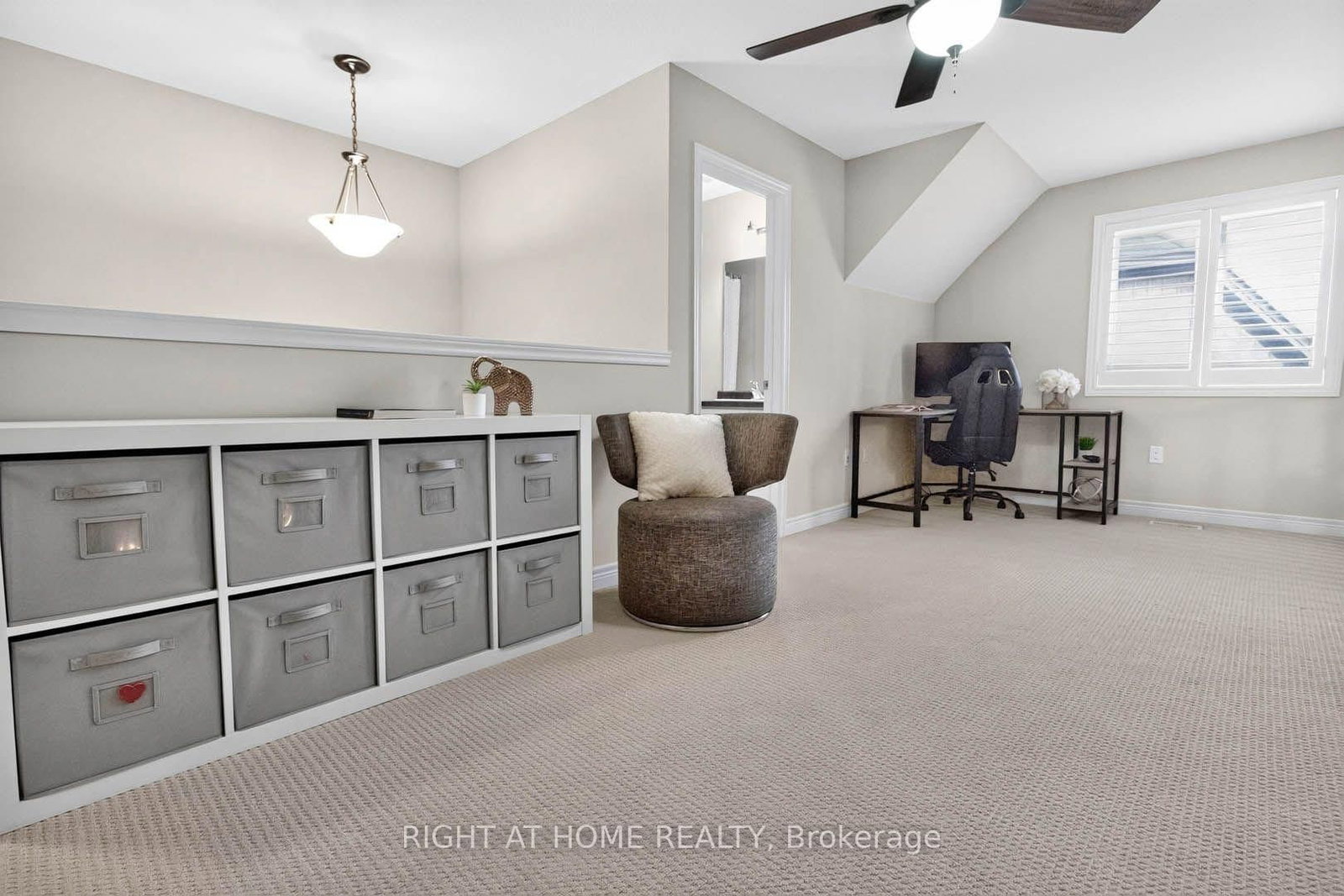 16 Rolling Lane • Hamilton, ON photo 21
