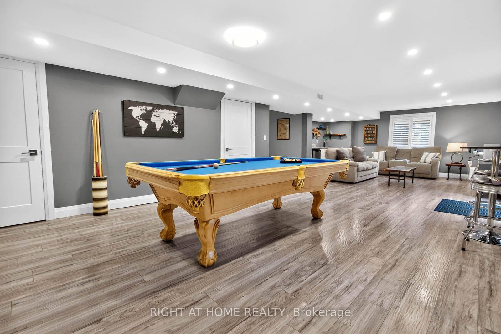 16 Rolling Lane • Hamilton, ON photo 29