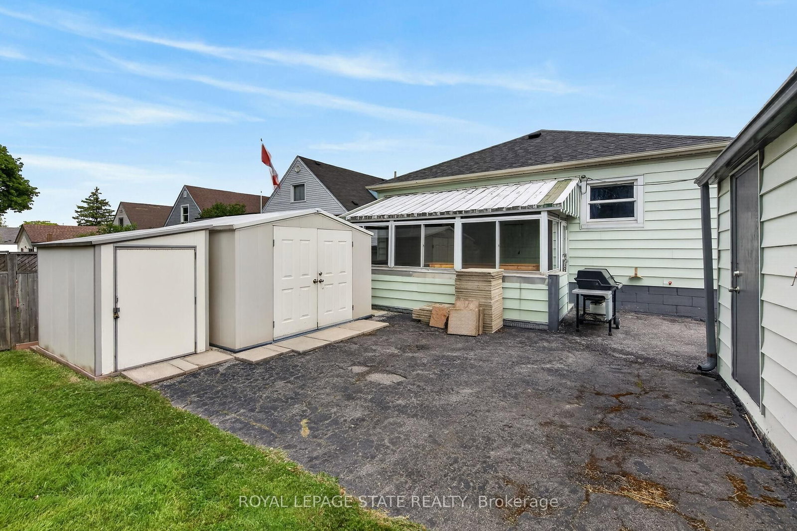 302 East 28th Street • Hamilton, ON photo 24