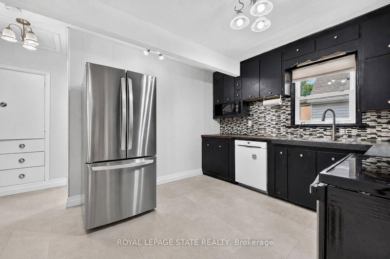 302 East 28th Street