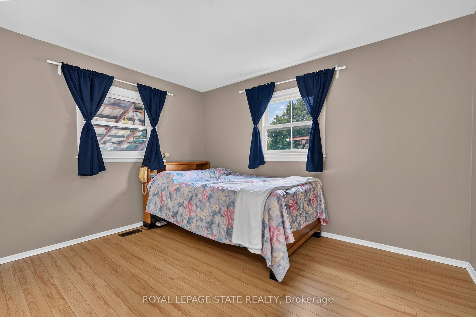 302 East 28th Street • Hamilton, ON photo 8