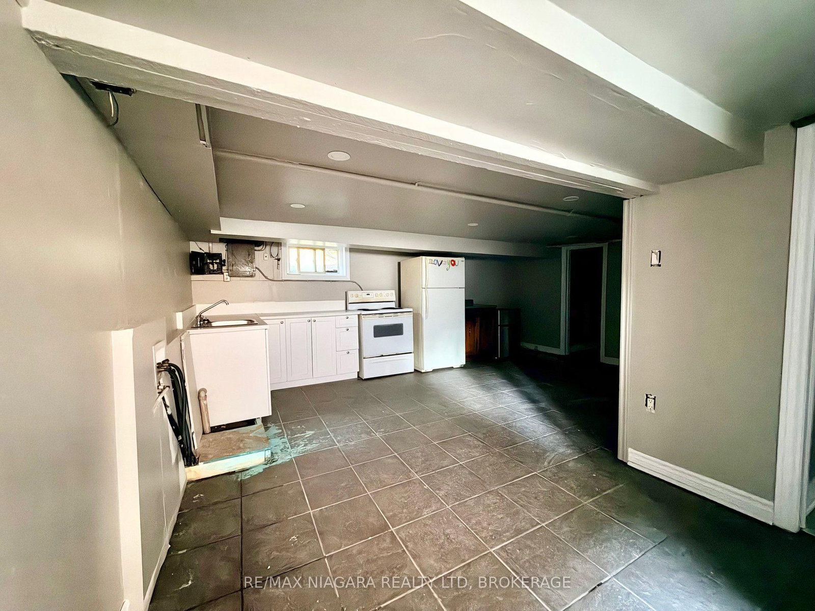 93 State Street • Welland, ON photo 25