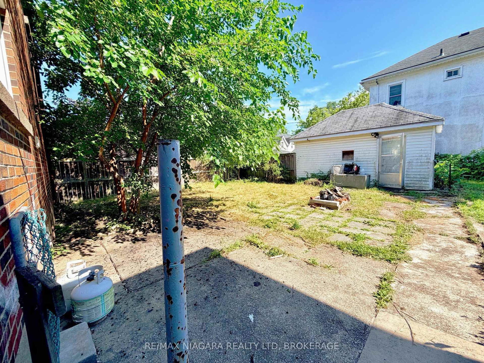 93 State Street • Welland, ON photo 33