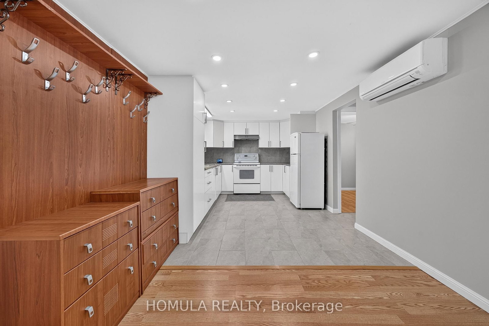 24 Riverside Drive • Kawartha Lakes, ON photo 16