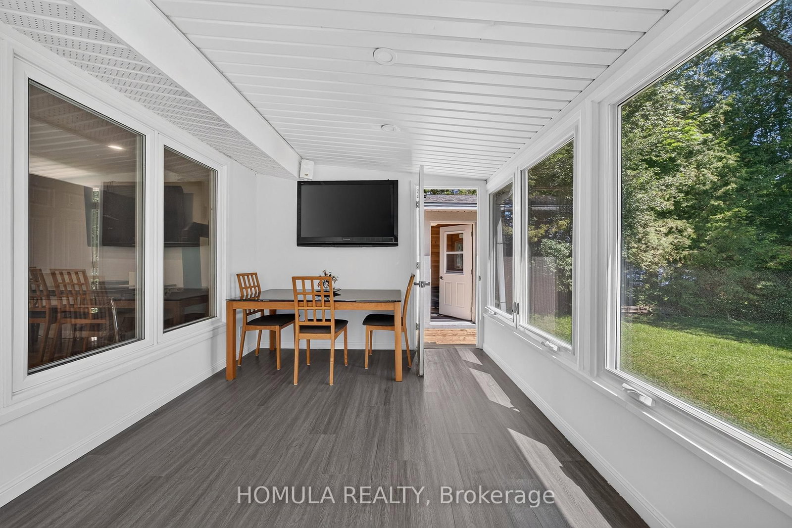 24 Riverside Drive • Kawartha Lakes, ON photo 9