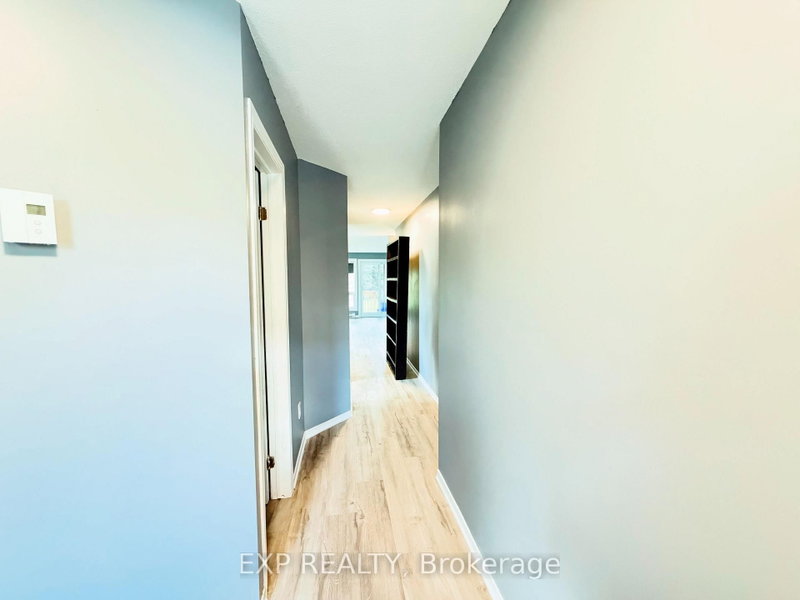 406 BRISTON Private photo 4