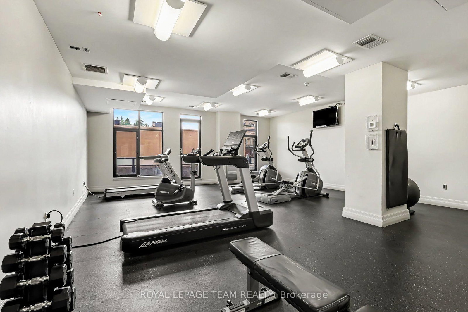 330 Loretta Avenue S • #405 • Ottawa, ON photo 24