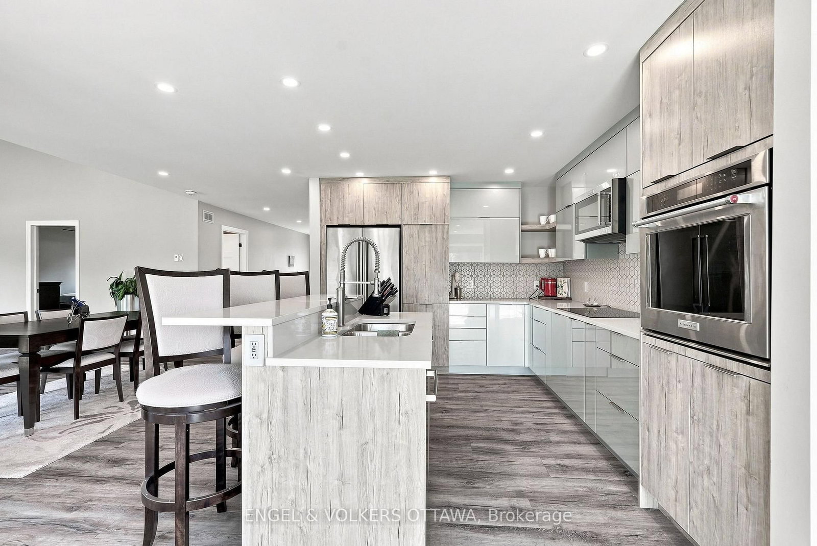 1760B River Road • Ottawa, ON photo 12