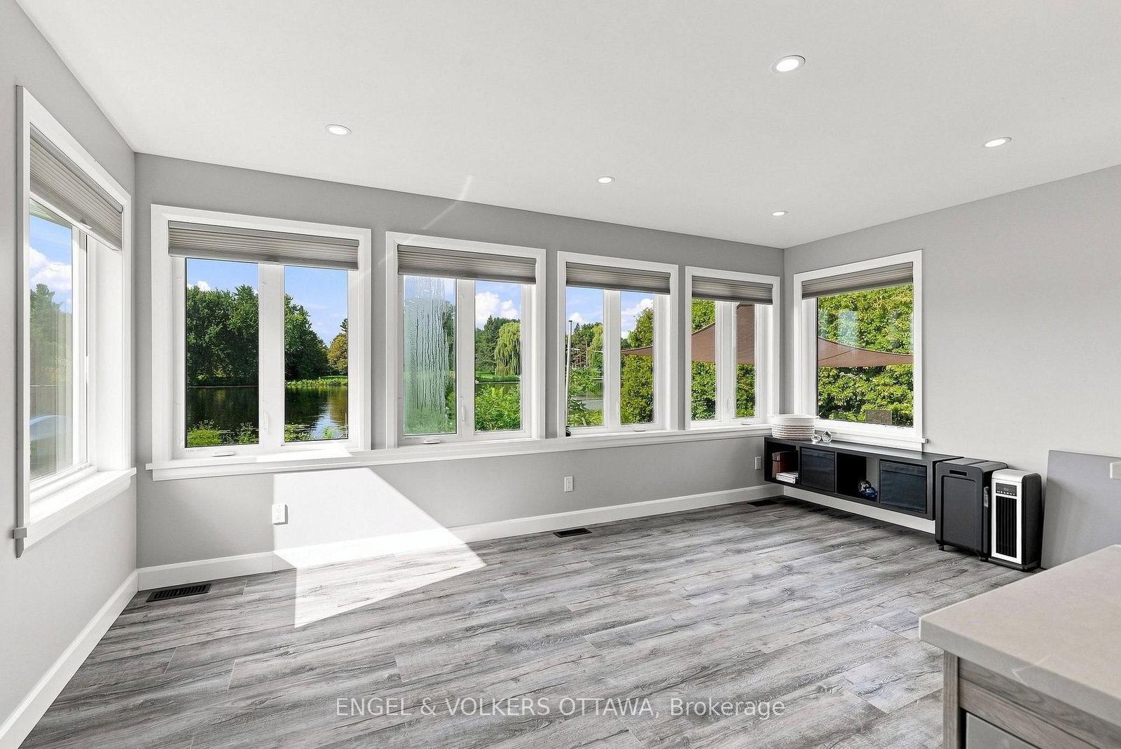 1760B River Road • Ottawa, ON photo 17