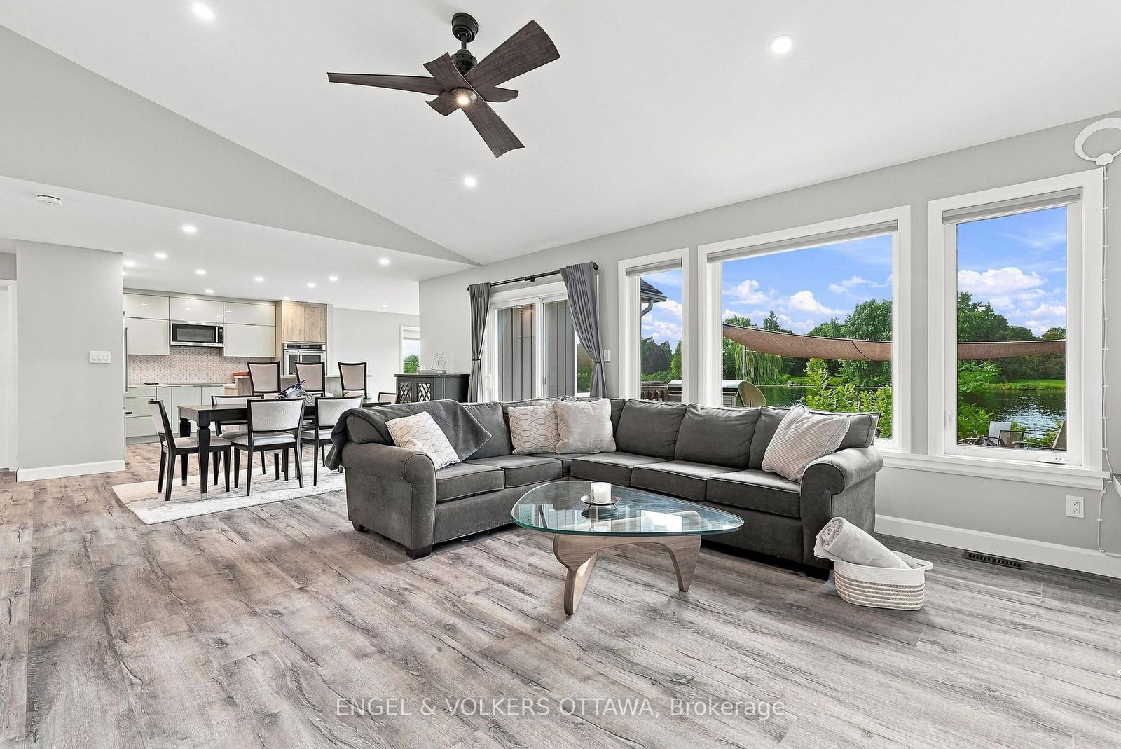 1760B River Road • Ottawa, ON photo 23