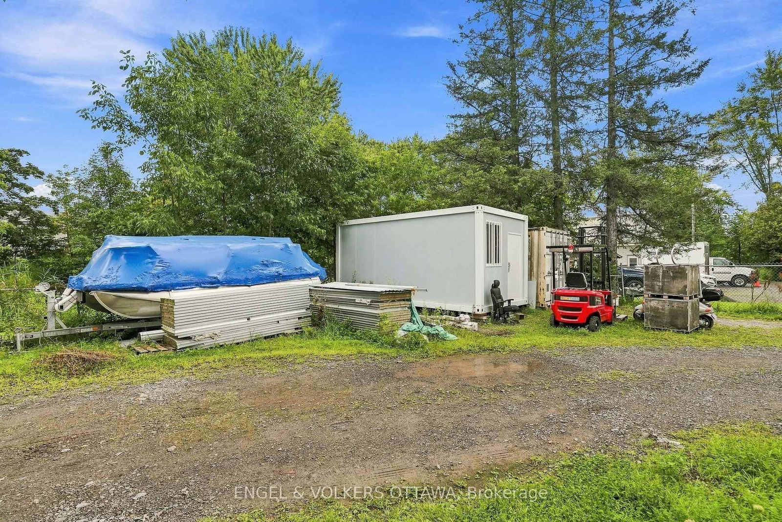 1760B River Road • Ottawa, ON photo 45
