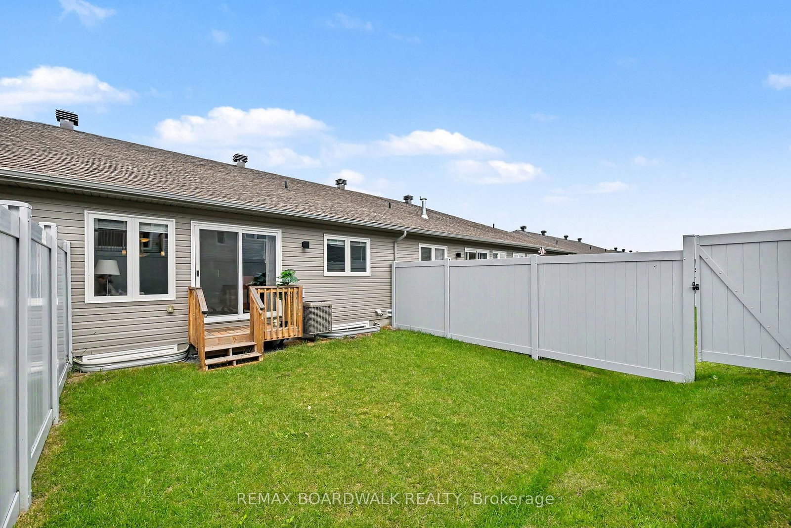 100 Seabert Drive • Arnprior, ON photo 32