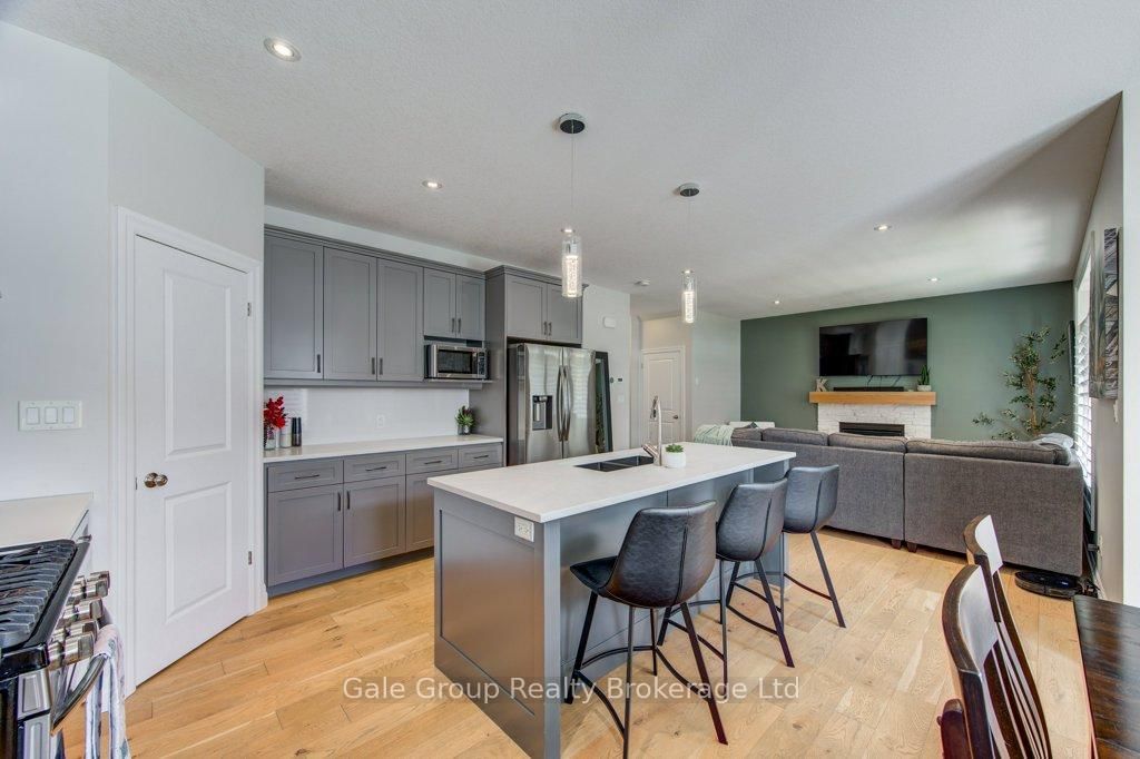 971 Downing Drive • Woodstock, ON photo 13