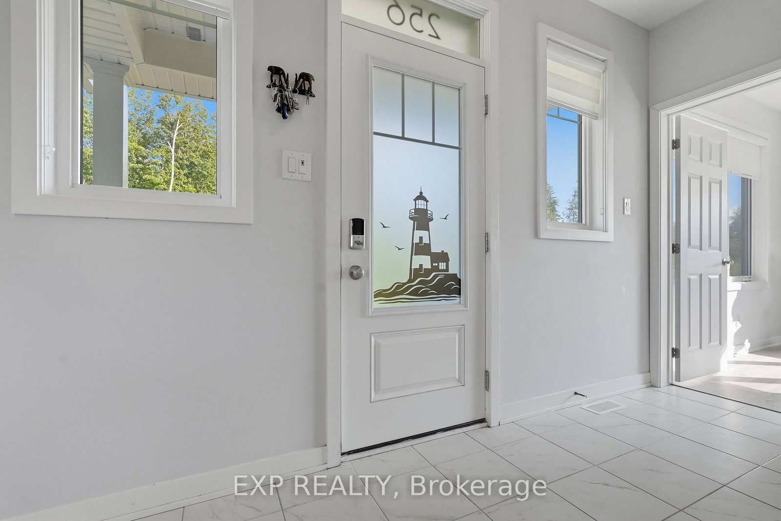 256 Billrian Crescent • Ottawa, ON photo 4