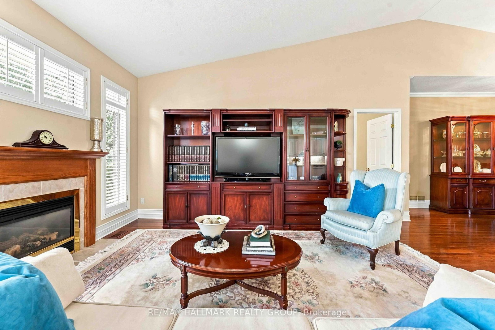 121 Bartlett Private • Ottawa, ON photo 13