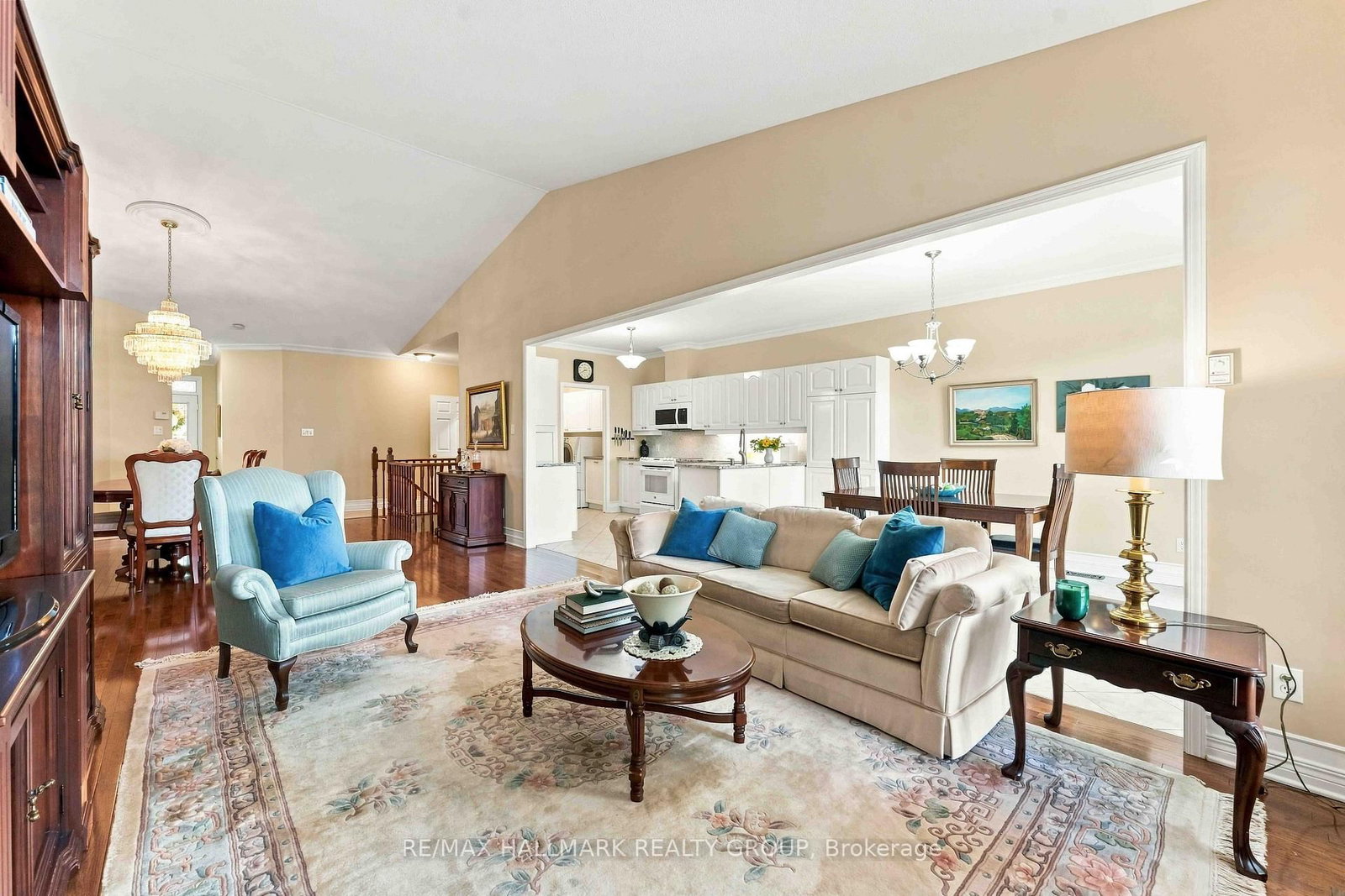 121 Bartlett Private • Ottawa, ON photo 15