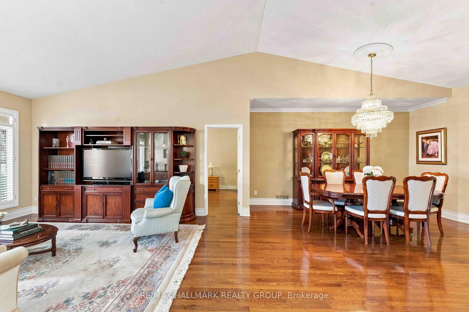 121 Bartlett Private • Ottawa, ON photo 16