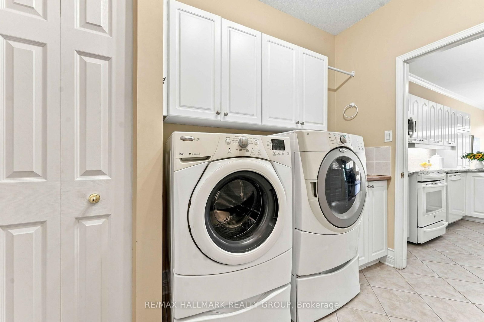 121 Bartlett Private • Ottawa, ON photo 23
