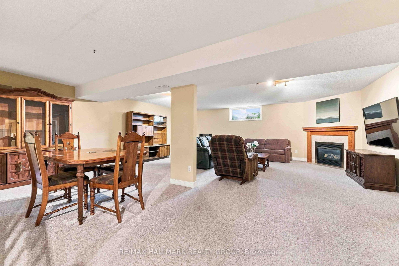 121 Bartlett Private • Ottawa, ON photo 29