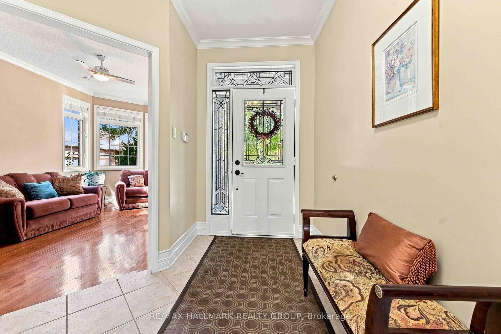 121 Bartlett Private • Ottawa, ON photo 3
