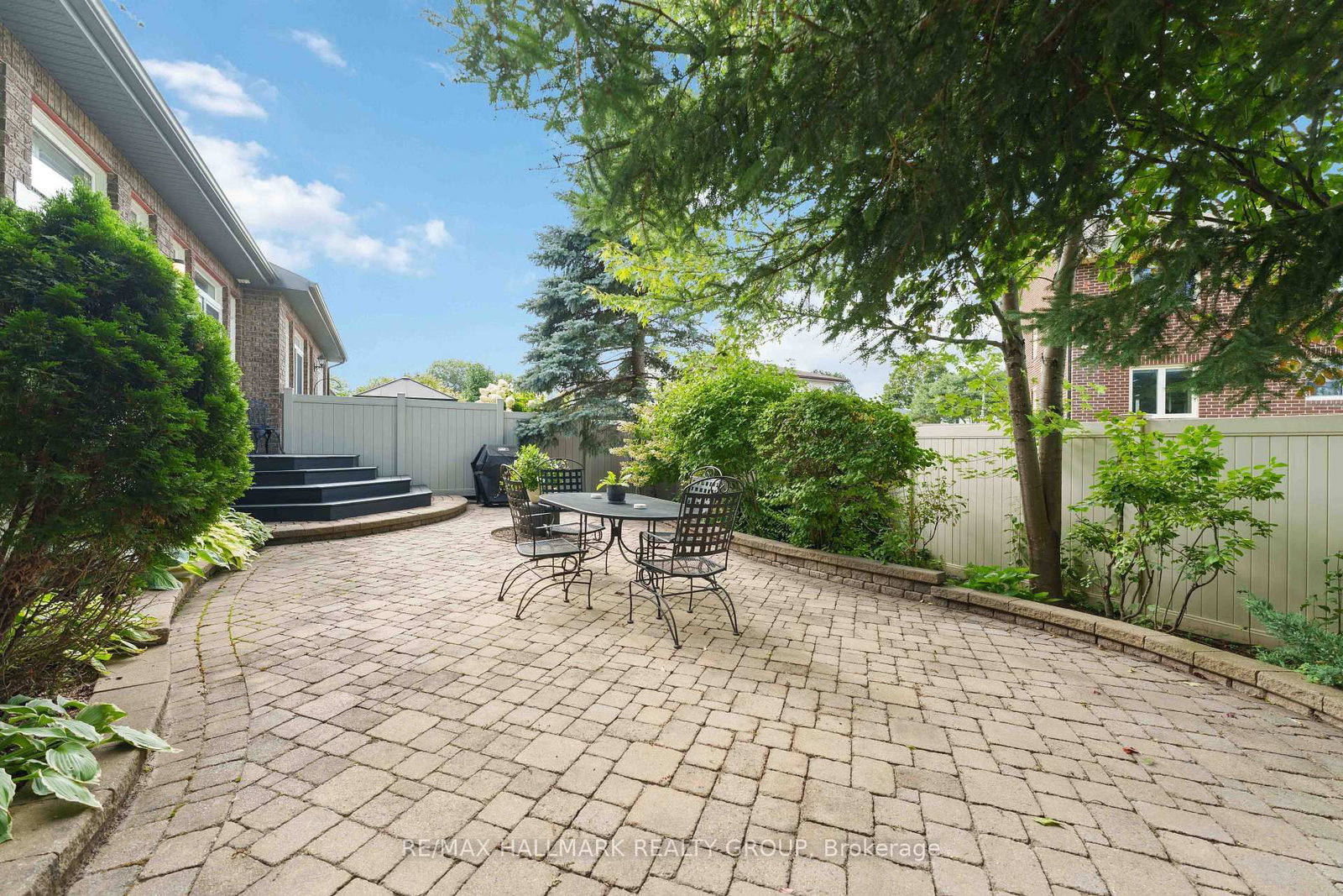 121 Bartlett Private • Ottawa, ON photo 36