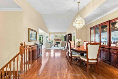 121 Bartlett Private • Ottawa, ON photo 8