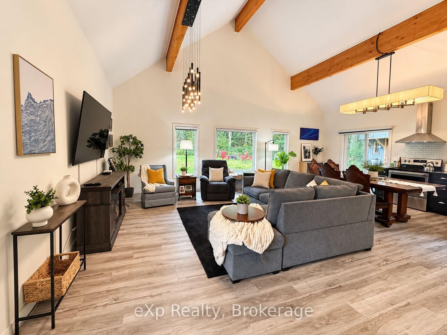 422 Balsam Chutes Road • Huntsville, ON photo 13