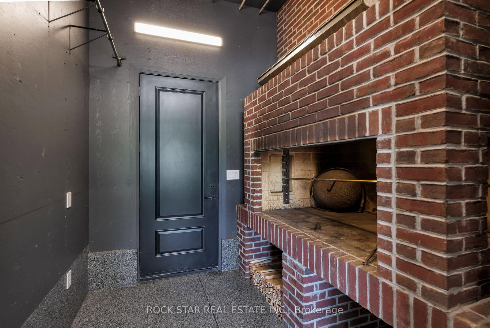 9275 Wellington Rd 50 • Erin, ON photo 48
