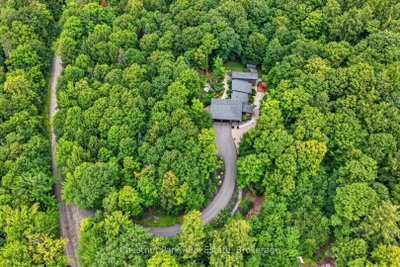 Detached House for sale at 115 Lindgren Road, Huntsville, Ontario, P1H 1Y6 - Brunel - MLS: X13764074