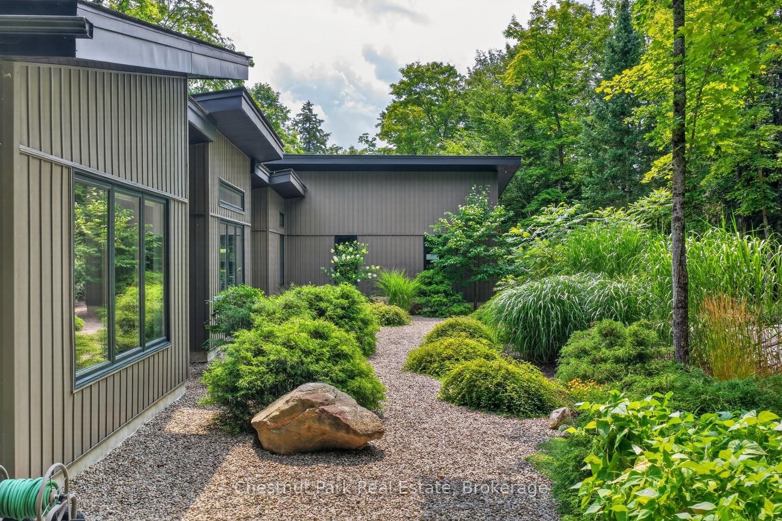 115 Lindgren Road E • Huntsville, ON photo 37