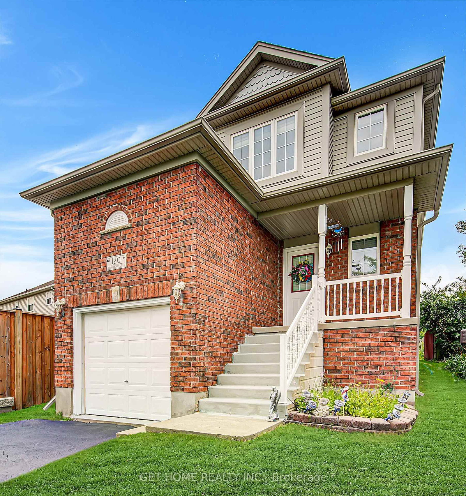120 Masterson Crescent • Cambridge, ON photo 2