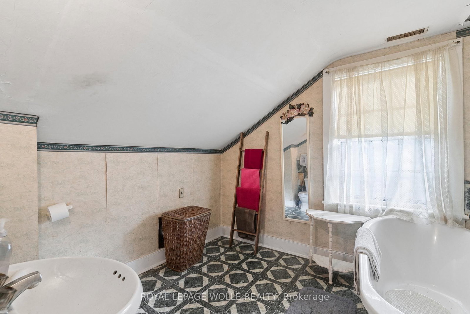 53 Capron Street • Brant, ON photo 20