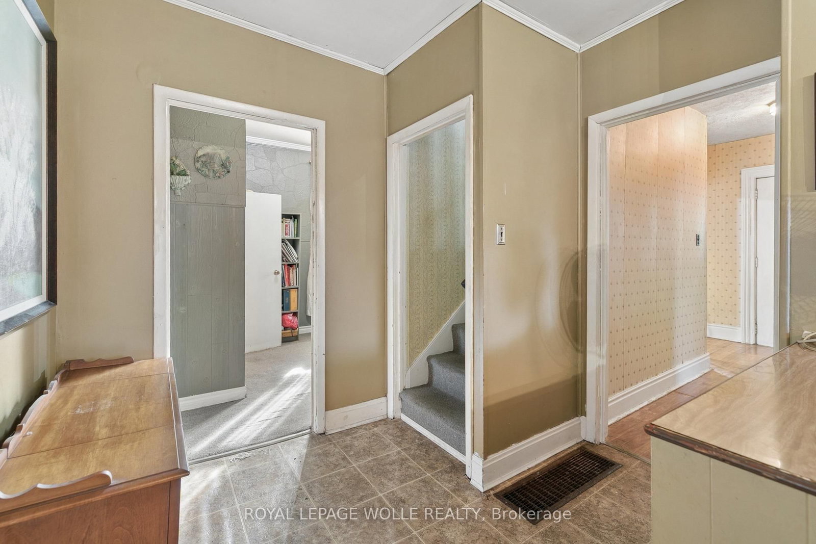 53 Capron Street • Brant, ON photo 9