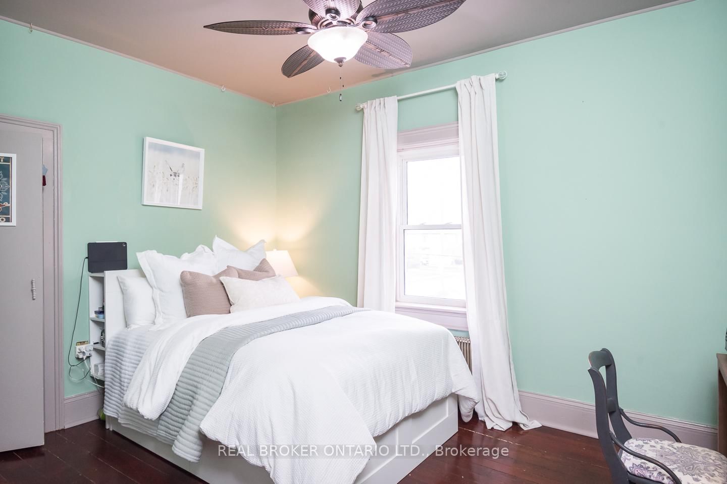 207 Waterloo Street N • Cambridge, ON photo 22