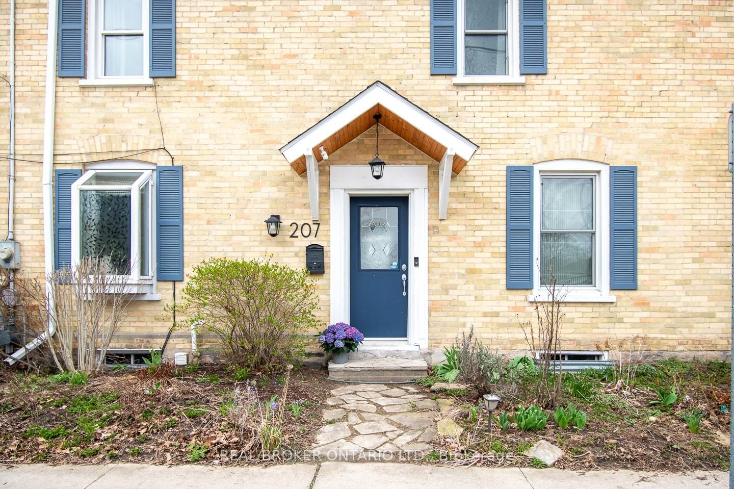 207 Waterloo Street N • Cambridge, ON photo 46