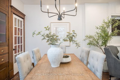 207 Waterloo Street N • Cambridge, ON photo 5